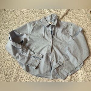 Universal thread cropped button up shirt size small